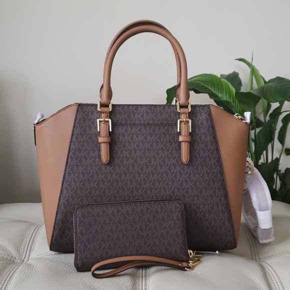 Michael Kors 2PC LG Ciara Satchel & Wrislet - Picture 3 of 7